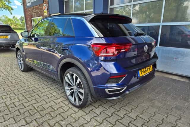 Volkswagen T-Roc (2020) thumbnail 5