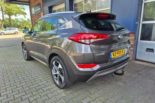 Hyundai Tucson (2015) thumbnail 6