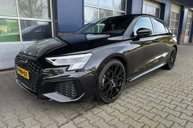 Audi A3 (2022) thumbnail 1