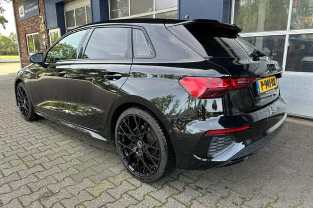 Audi A3 (2022) thumbnail 5