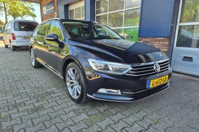 Volkswagen Passat (2015) thumbnail 4