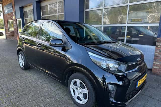 Kia Picanto (2023) thumbnail 5