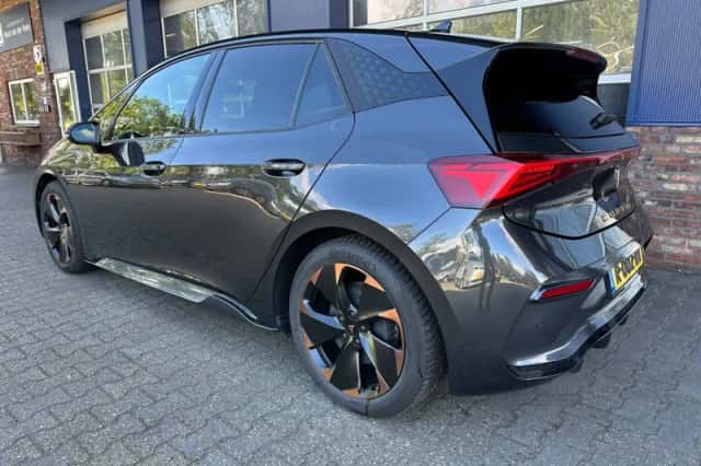 CUPRA Born (2022) thumbnail 5