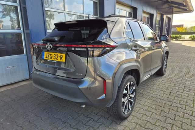Toyota Yaris Cross (2025) thumbnail 2