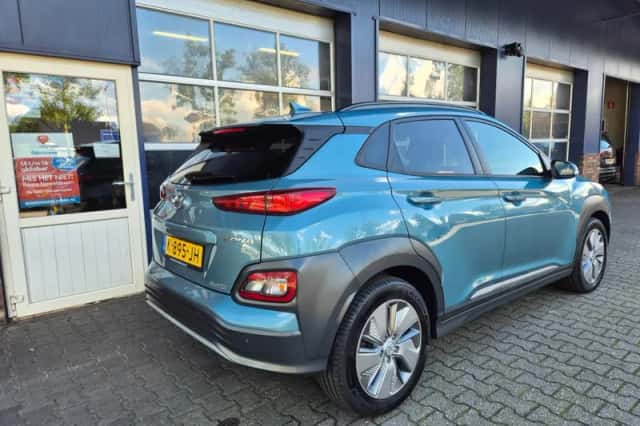Hyundai Kona (2020) thumbnail 2