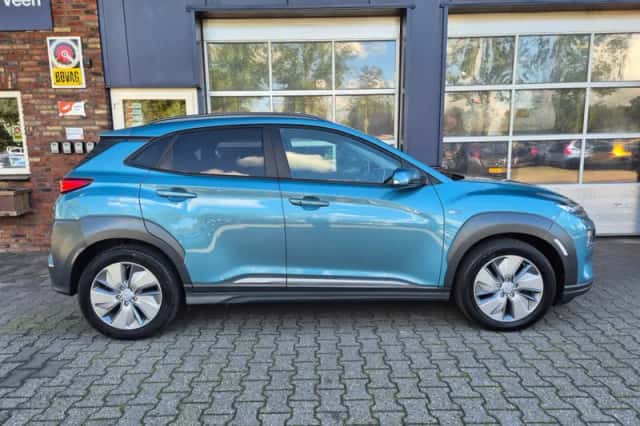 Hyundai Kona (2020) thumbnail 6