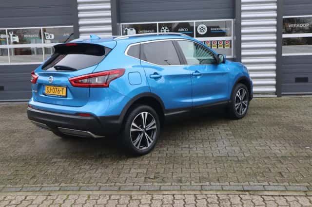 Nissan Qashqai (2018) thumbnail 5