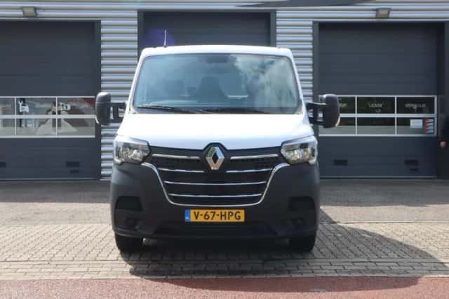 Renault Master (2024) thumbnail 2