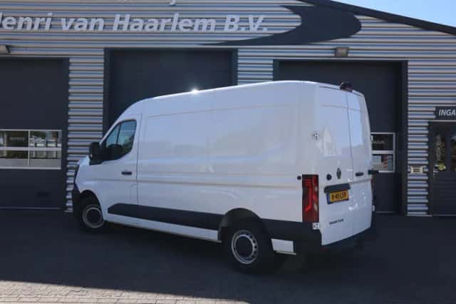 Renault Master (2024) thumbnail 3