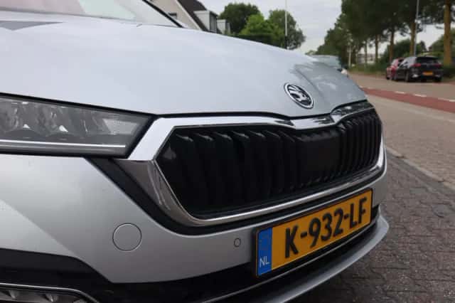 Škoda Octavia (2020) thumbnail 2