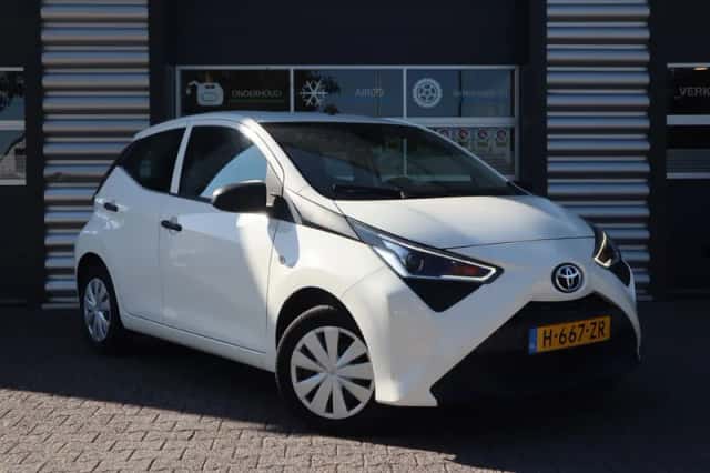 Toyota Aygo (2020) thumbnail 5
