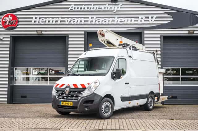 Renault Master (2015) thumbnail 1