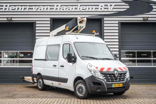 Renault Master (2015) thumbnail 3