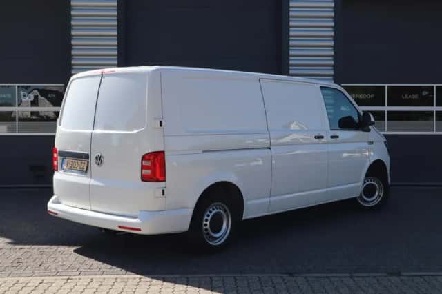 Volkswagen Transporter (2019) thumbnail 5