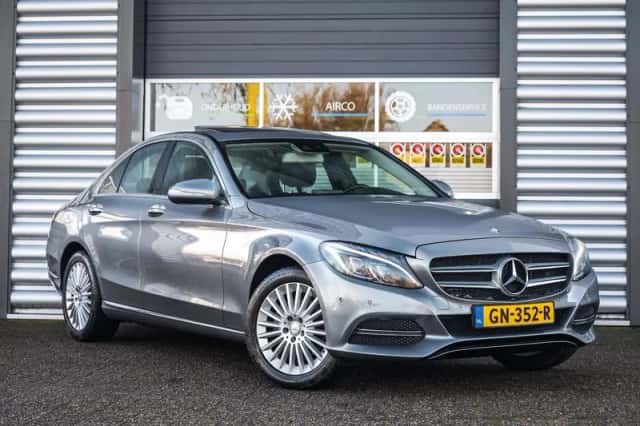 Mercedes-Benz C-Klasse (2014) thumbnail 3