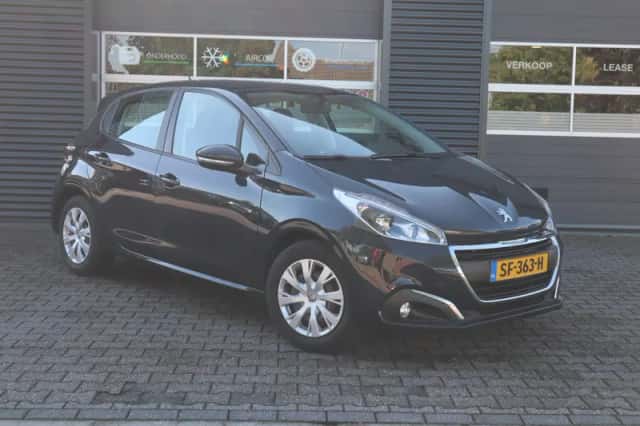 Peugeot 208 (2018) thumbnail 4
