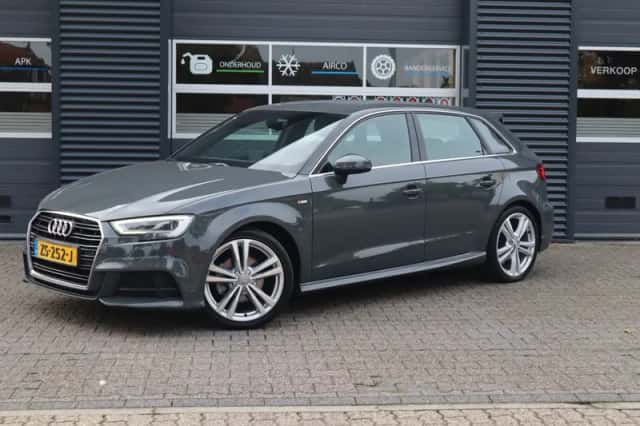 Audi A3 (2019) thumbnail 1