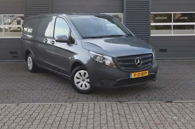 Mercedes-Benz Vito (2020) thumbnail 3