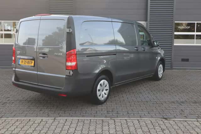 Mercedes-Benz Vito (2020) thumbnail 5
