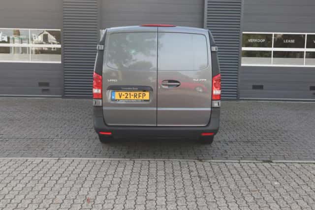 Mercedes-Benz Vito (2020) thumbnail 6