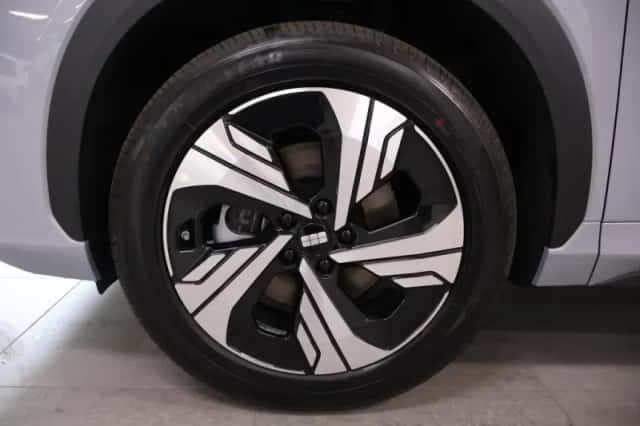 Geely E5 (2026) thumbnail 5