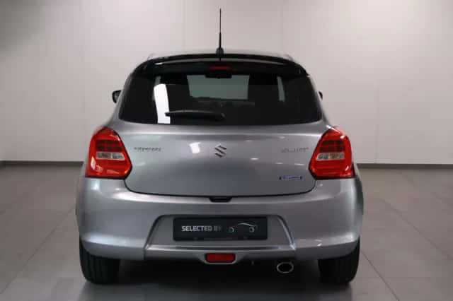 Suzuki Swift (2019) thumbnail 4