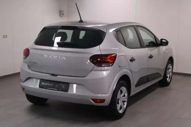 Dacia Sandero (2024) thumbnail 3