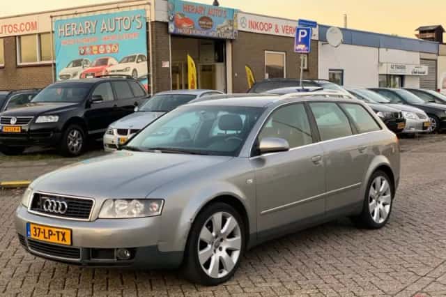 Audi A4 (2003) thumbnail 1