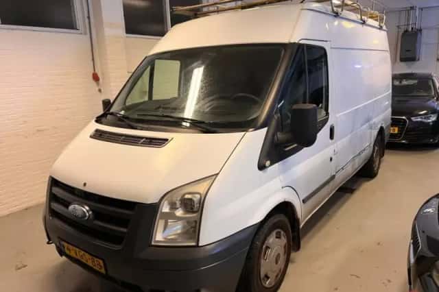 Ford Transit (2010) thumbnail 1