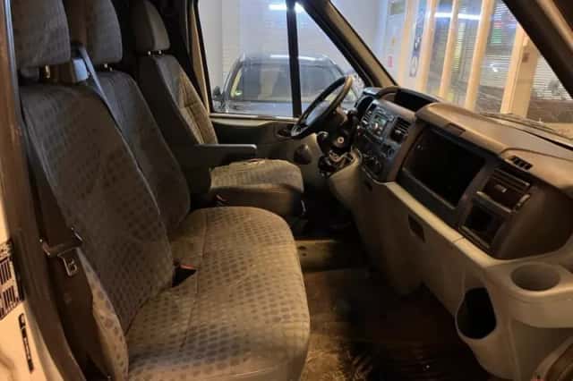 Ford Transit (2010) thumbnail 3