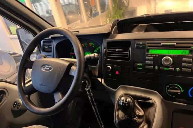 Ford Transit (2010) thumbnail 4