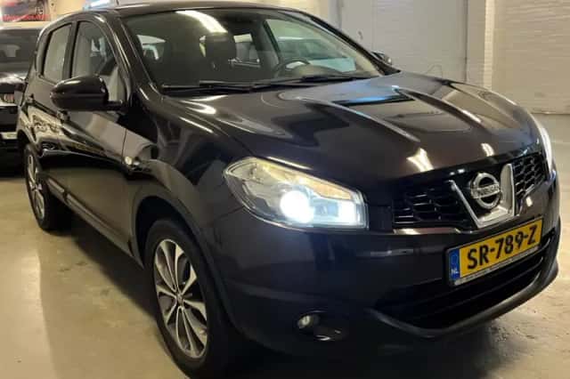Nissan Qashqai (2011) thumbnail 1