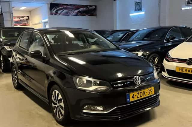 Volkswagen Polo (2014) thumbnail 1