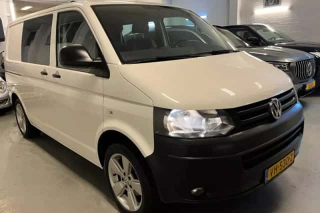Volkswagen Transporter (2014) thumbnail 1