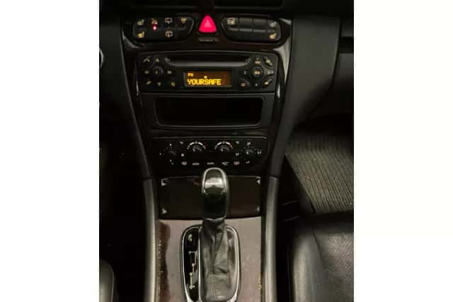 Mercedes-Benz C-Klasse (2004) thumbnail 5