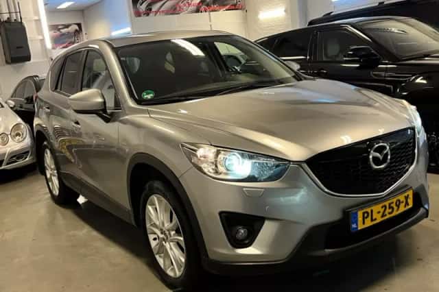 Mazda CX-5 (2015) thumbnail 1