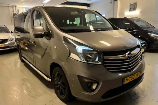 Opel Vivaro (2019) thumbnail 1