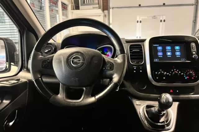 Opel Vivaro (2019) thumbnail 4