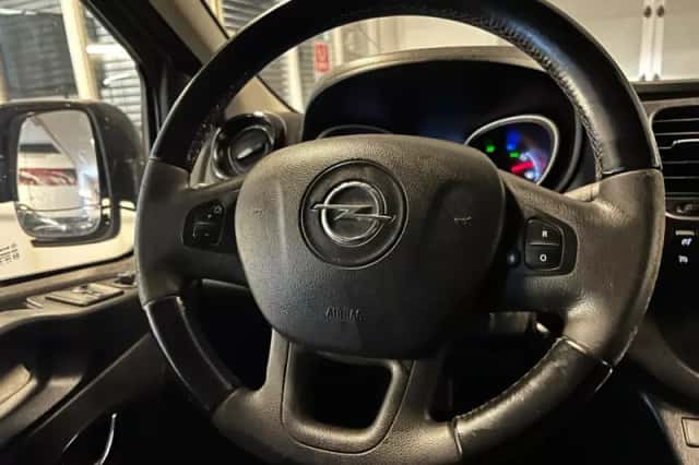 Opel Vivaro (2019) thumbnail 6