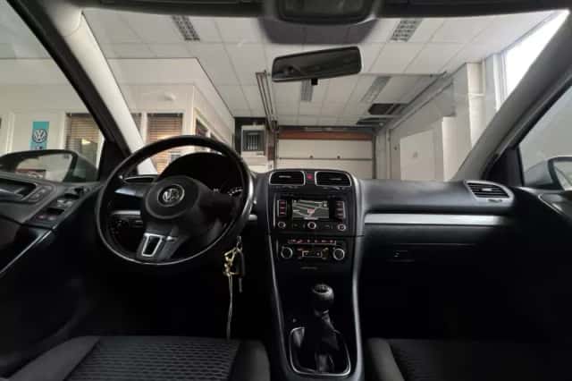 Volkswagen Golf (2013) thumbnail 3