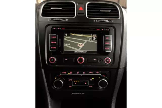 Volkswagen Golf (2013) thumbnail 5