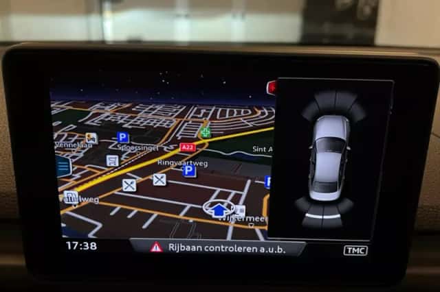 Audi A4 (2015) thumbnail 6