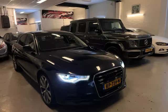 Audi A6 (2011) thumbnail 1