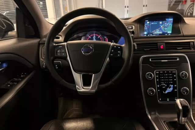 Volvo V70 (2017) thumbnail 4