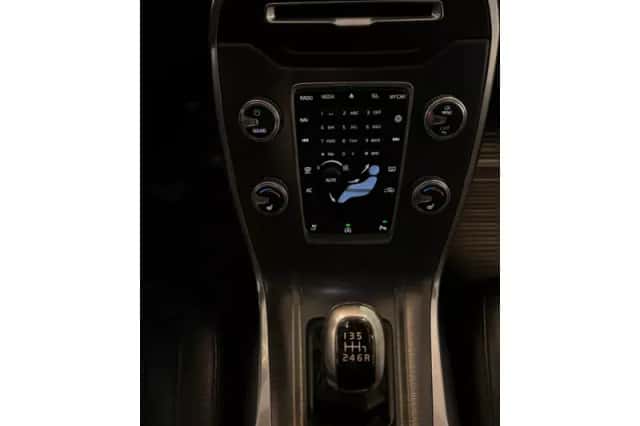 Volvo V70 (2017) thumbnail 6
