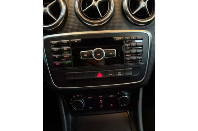 Mercedes-Benz A-Klasse (2014) thumbnail 5