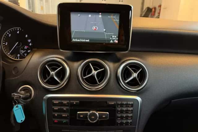 Mercedes-Benz A-Klasse (2014) thumbnail 6