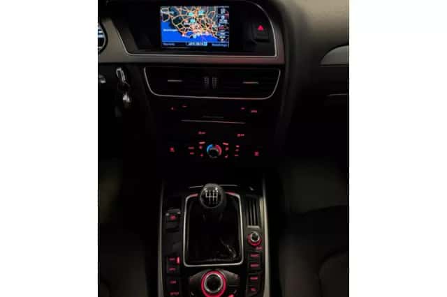 Audi A4 (2012) thumbnail 6