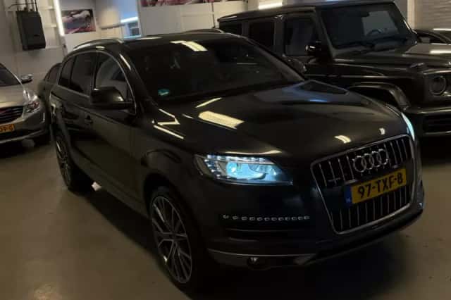 Audi Q7 (2012) thumbnail 1