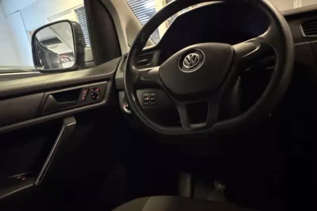 Volkswagen Caddy (2016) thumbnail 6
